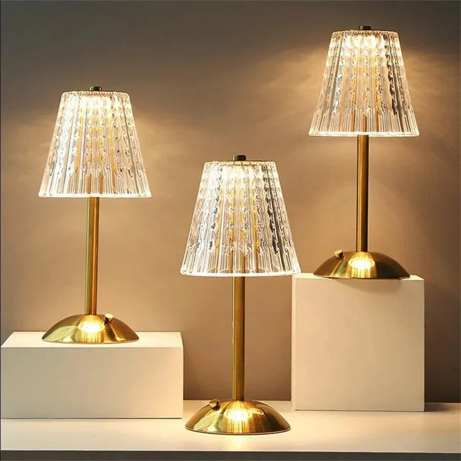 Elegante LED-tafellamp met kristallen kap en gouden afwerking – touch-aansteking