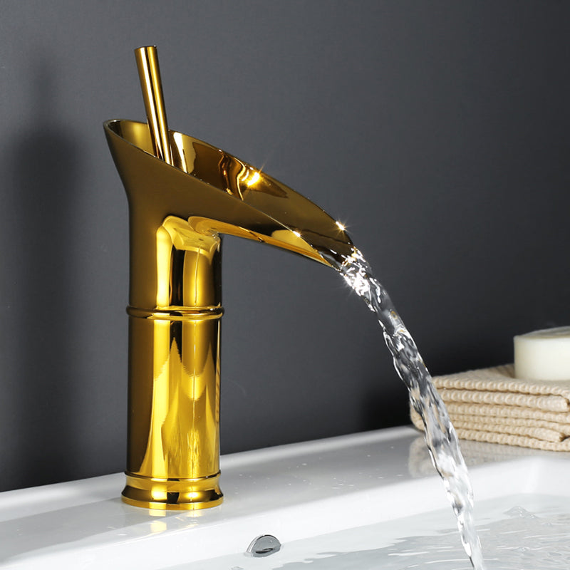 Waterval Wastafelmengkraan in Messing met Elegante Ontwerp voor Badkamer