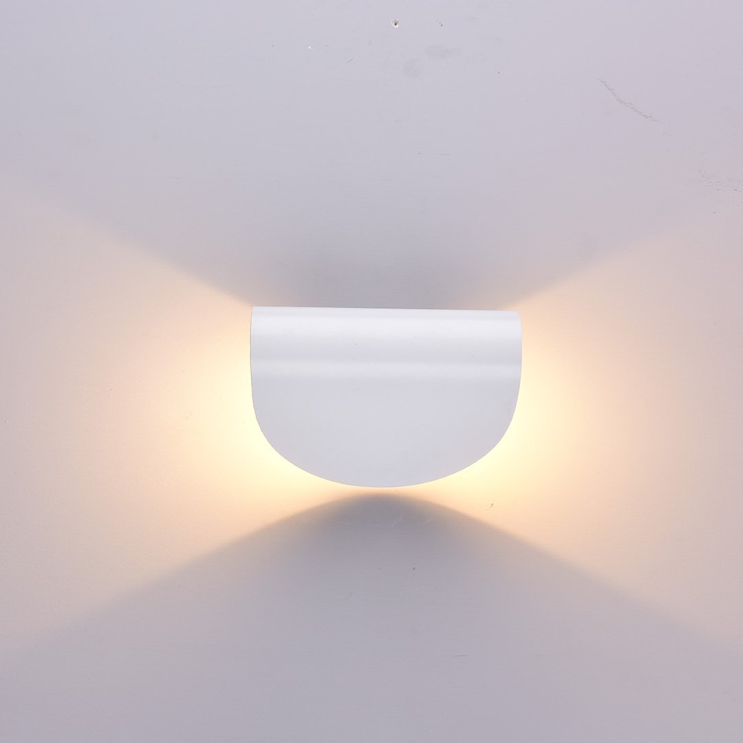 SolaraGlow Diffuse Warm Wandlamp Voor Woonkamers En Werkruimtes