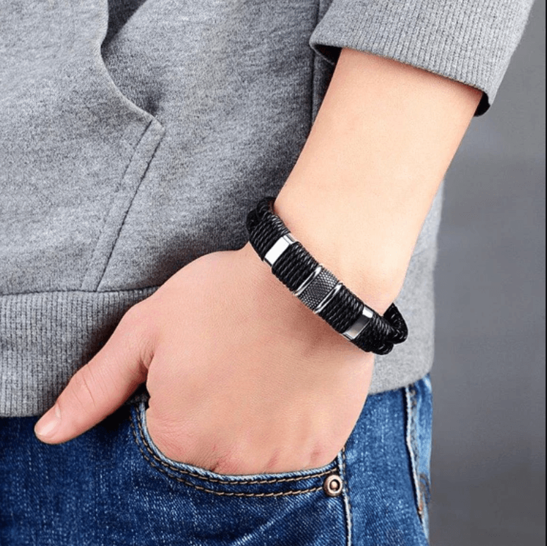 Armband in geweven leren stijl