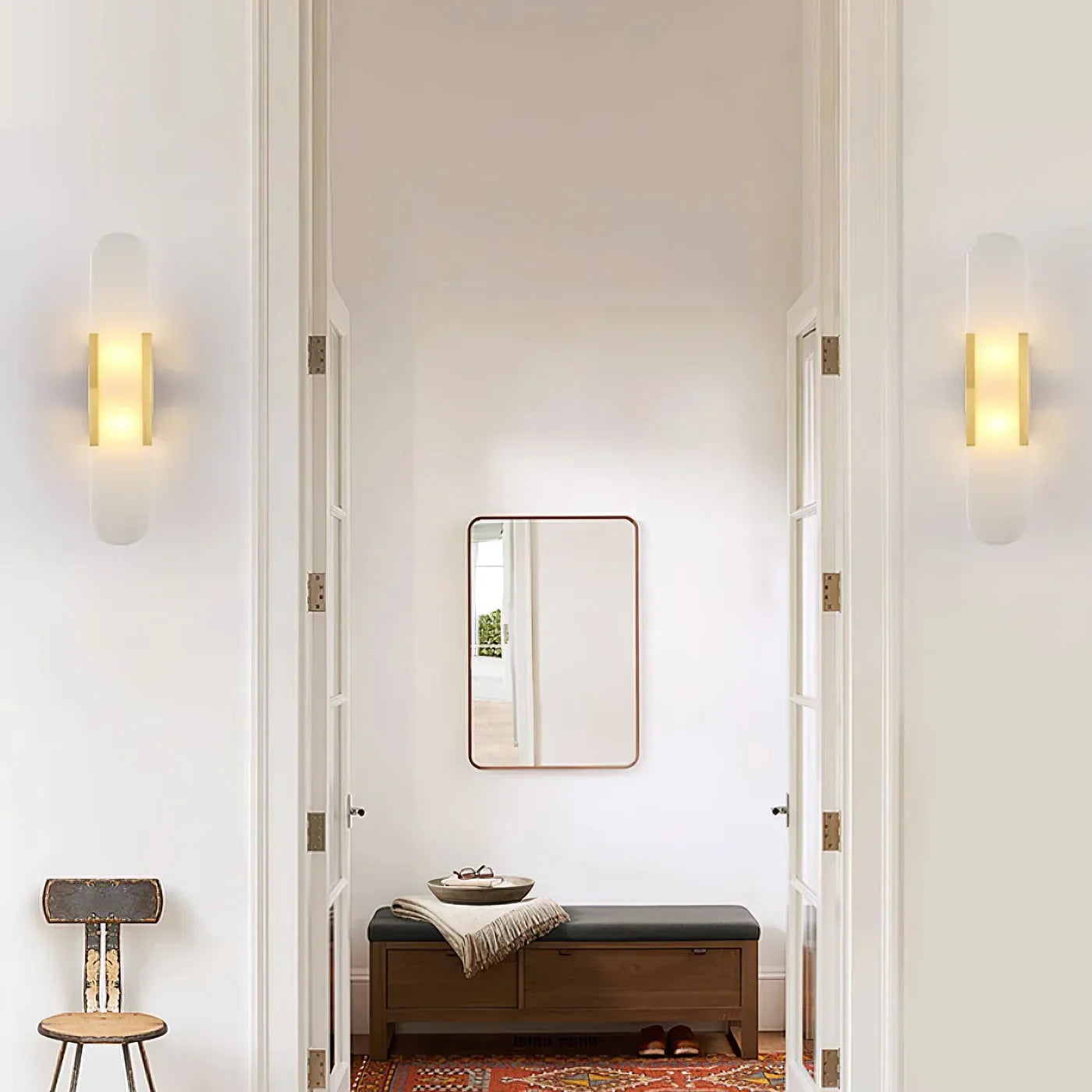 Moderne Wandlamp van Marmer met Gouden Details – Luxe Verlichting