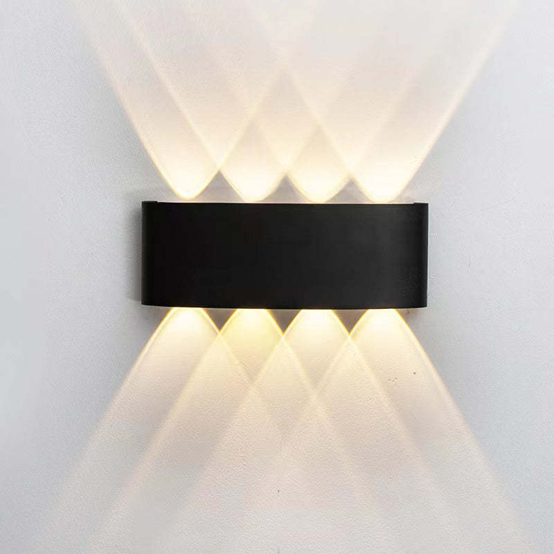 Tronix Moderne Rechthoekige Metalen Buitenwandlamp, Zwart/Wit, Watergolf
