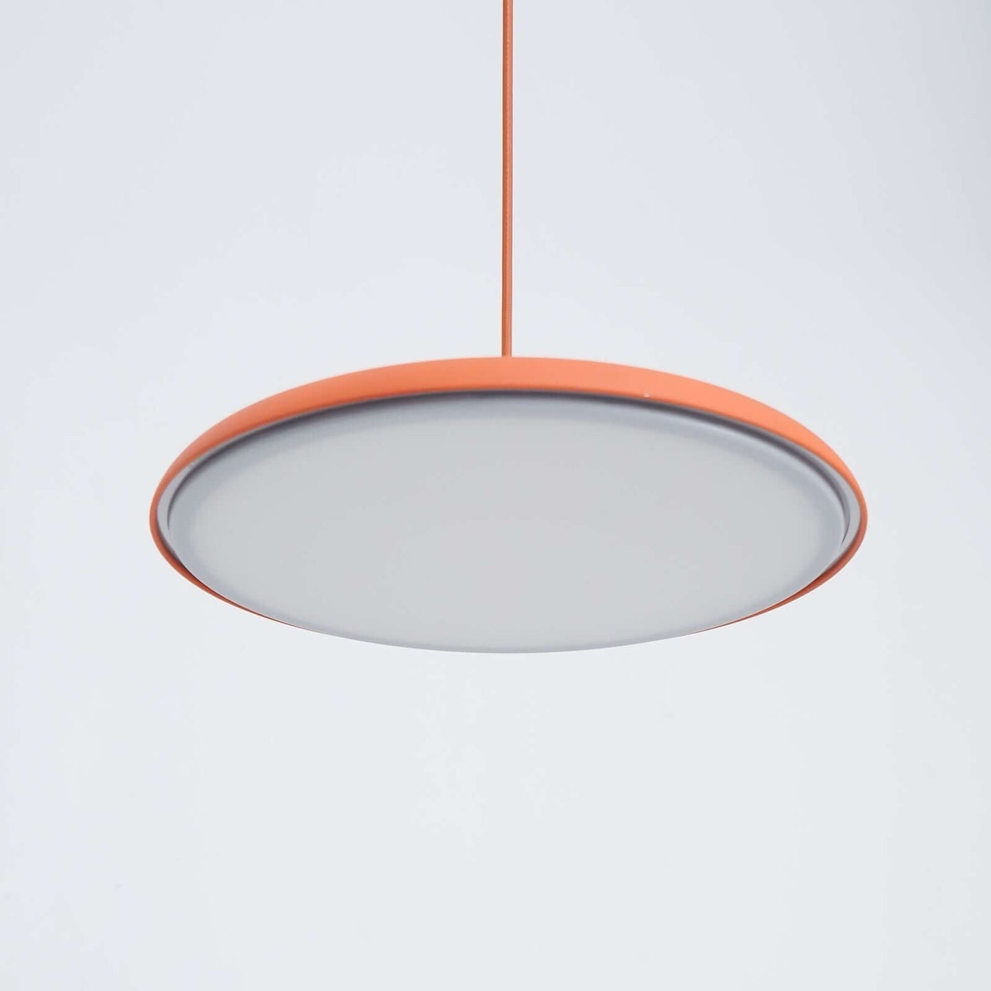Hanglamp met Eenvoudig Ontwerp voor Moderne Interieurs
