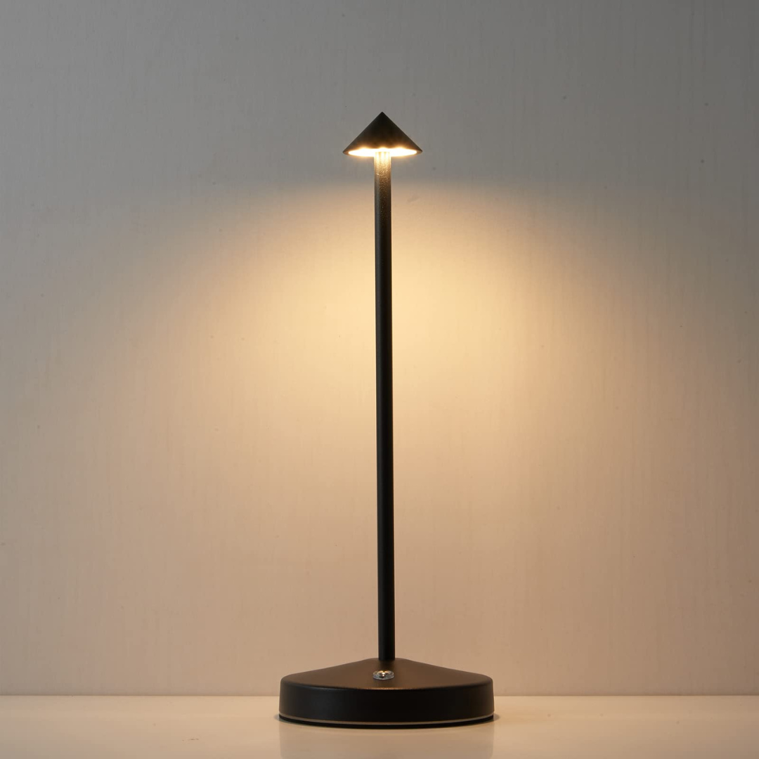ClarityGlow | Draadloze Tafellamp met Dimbare Verlichting en Waterdicht Ontwerp