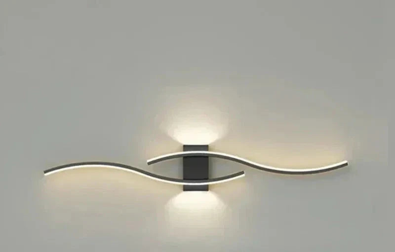 Moderne LED Wandlamp – Golvend Design, Minimalistische Stijl | Brehn