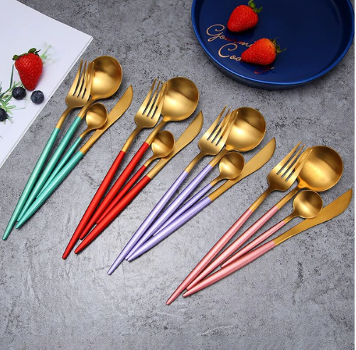 LUXUEUS RVS-24-DELIGEN GOUDE-ZILVER BESTECKSET