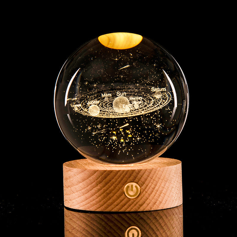 LED 3D Lamp in Kristal – Decoratieve Bol met Houten Basis