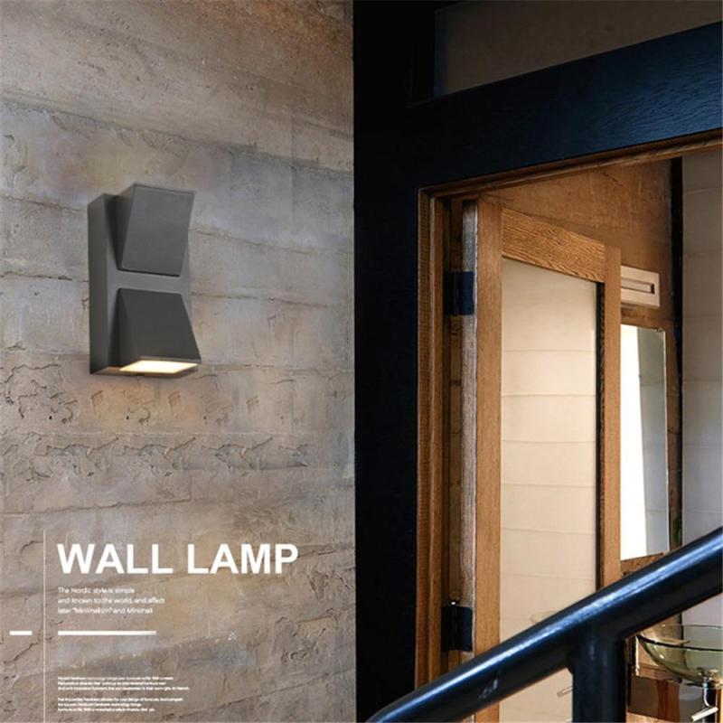 Vexto Moderne Zwarte Metalen LED Buiten Wandlamp
