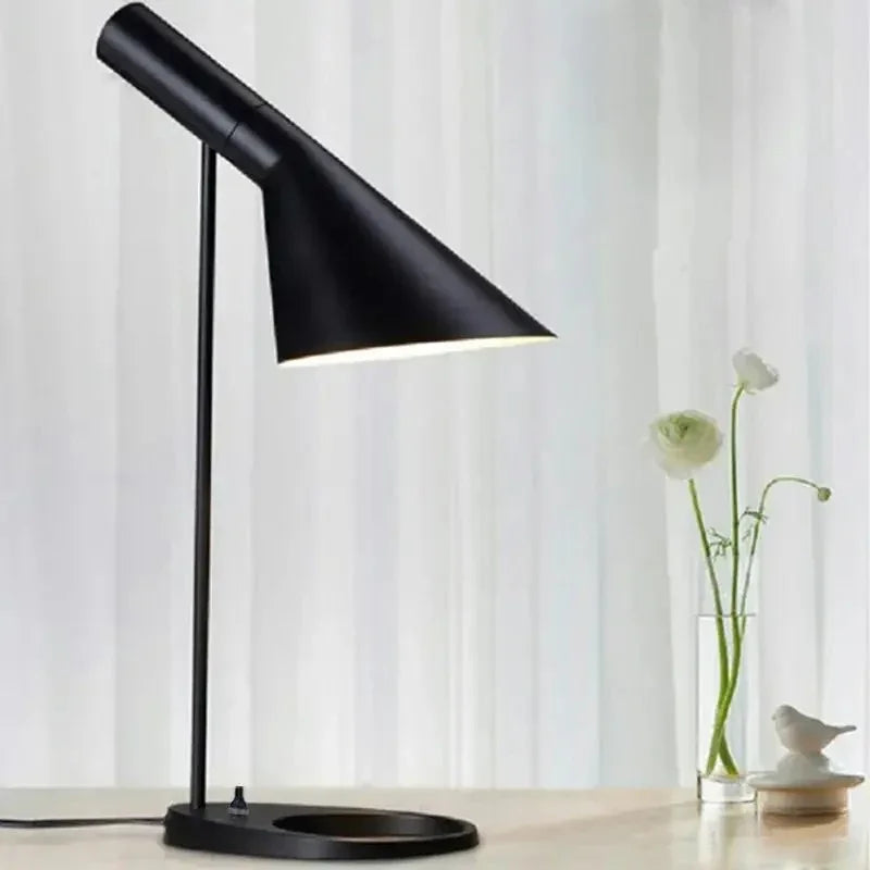 Nordisk Bureau Lamp