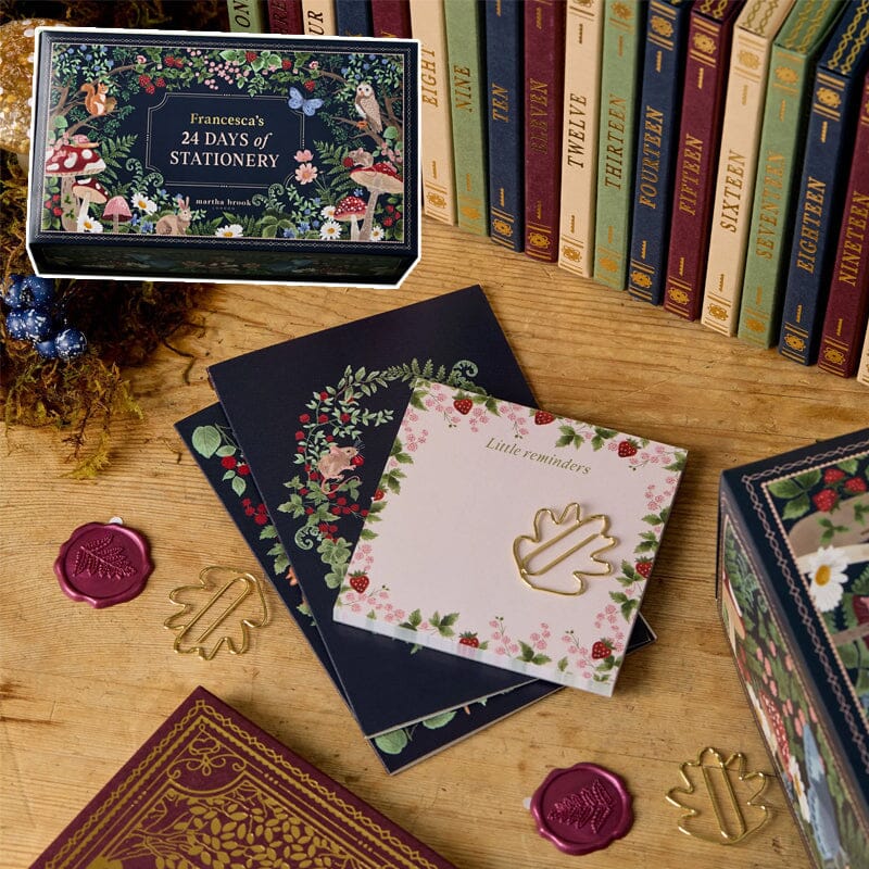 24 Dagen Premium Schrijfwaren Adventskalender | Beperkte "Winterwoud" Editie | 24 Exclusieve Papeterie Verrassingen | Duurzaam & Plasticvrij | Inclusief Kalender 2025 & Accessoires