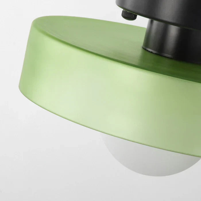 Moderne plafondlamp van glas met een minimalistisch ontwerp