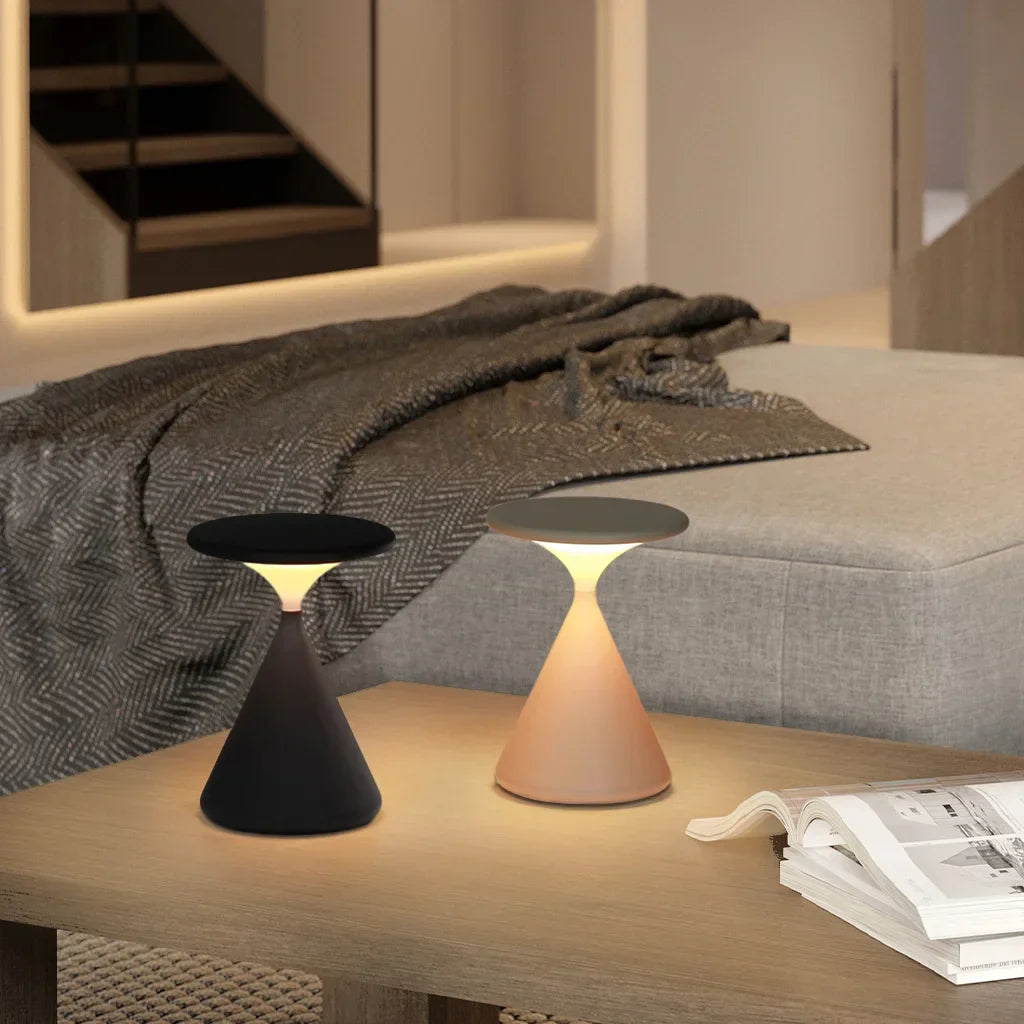 LuminaHour Draadloze Zandloper Tafellamp voor Moderne Huizen