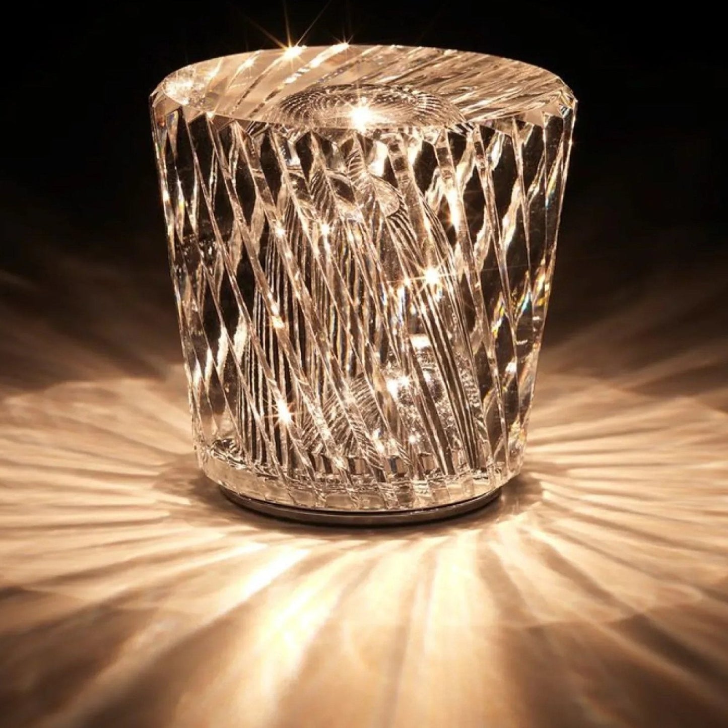 Kristallen Tafellamp VÉLORIA | Diamantoptiek & 360° Lichtspel | Draadloos & Oplaadbaar via USB | Tot 12 uur Lichtduur
