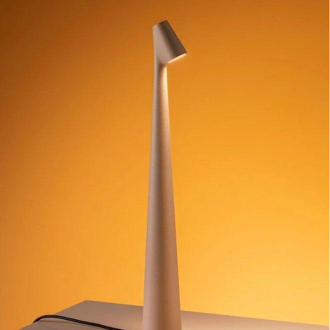 Noorse Minimalistische LED Draadloze Tafel lamp