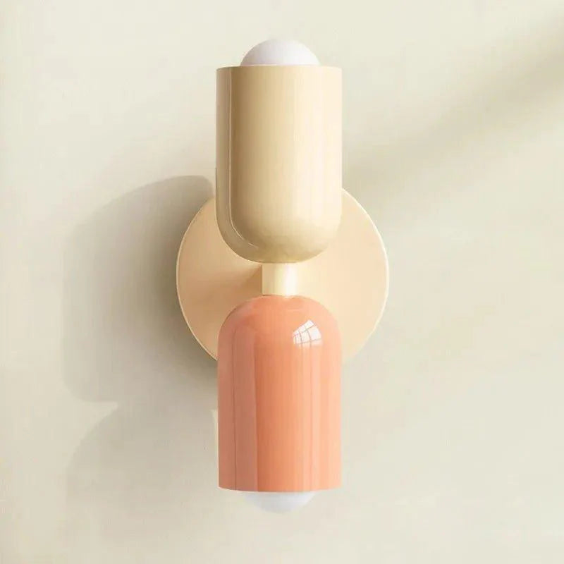 Luma Duo Wall Lamp | Verdubbel het licht, verdubbel de stijl Verfraai je muren met eigentijdse, eenvoudig te installeren verlichting.