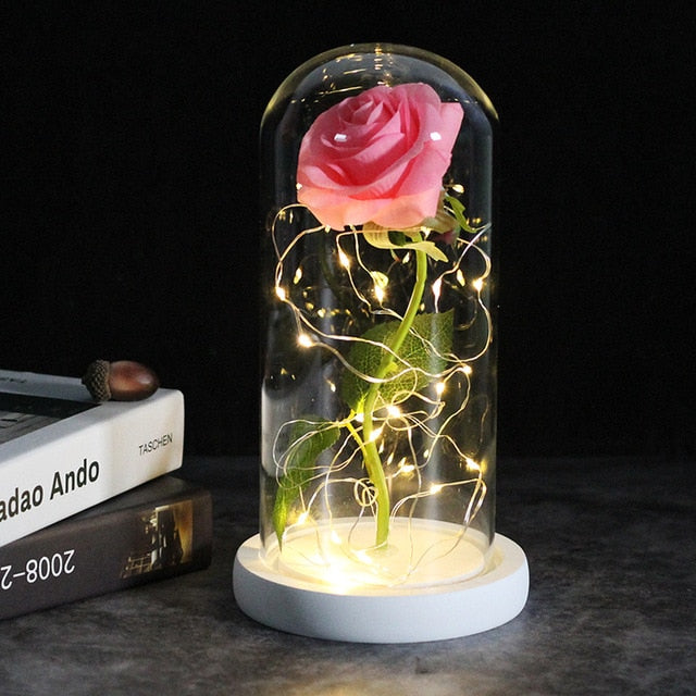 LuxeBloom Illuminated Rose | En fascinerende LED-rose, der bringer evig skønhed og fortryllelse til ethvert rum.