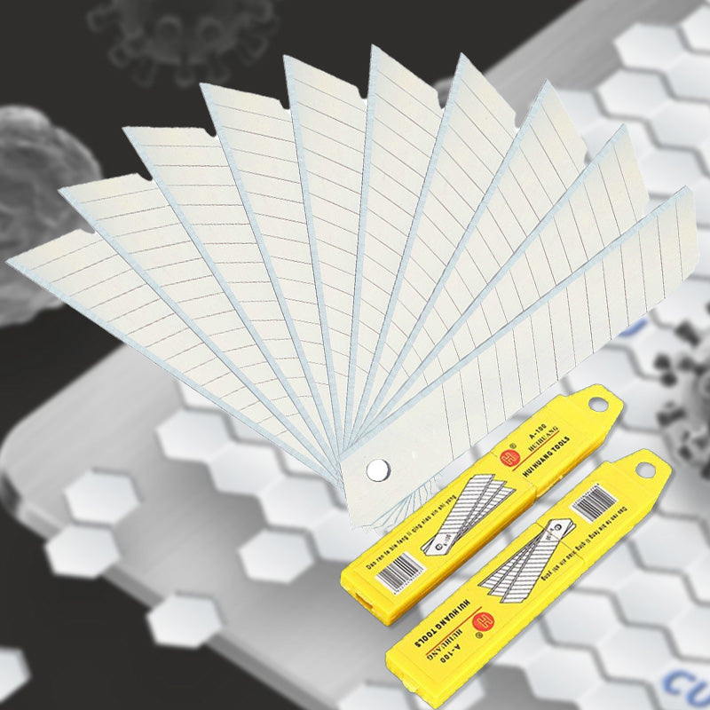 Verpakking met 10 ultrascherpe mesjes met opbergdoos