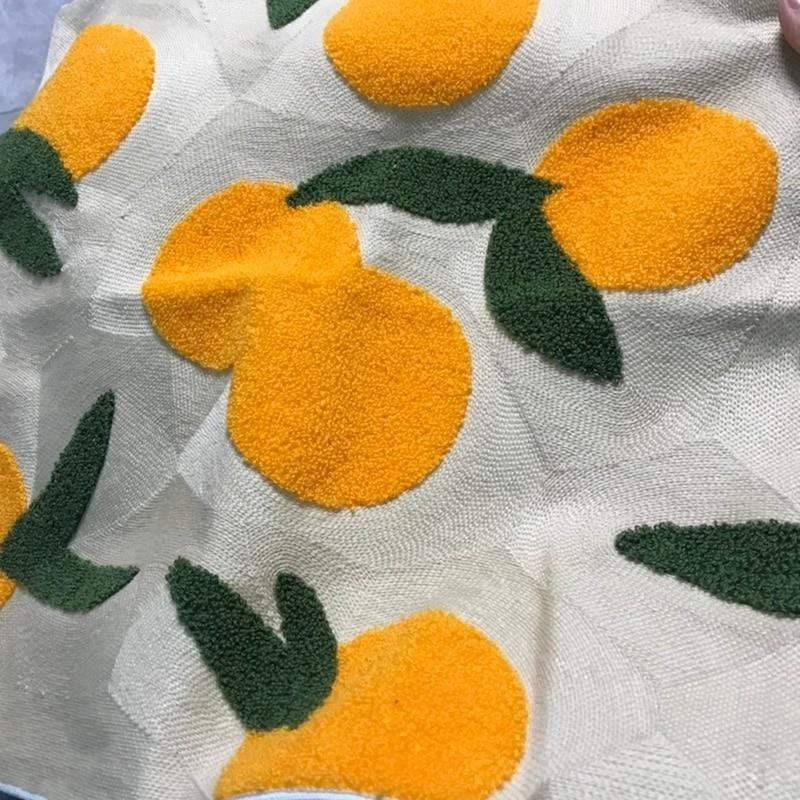 Olivienne - Oranje Geborduurd Sierkussen