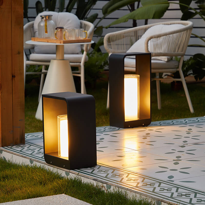 Zwarte Rectangulaire Zonne- Buitenlamp met Frosted Glas