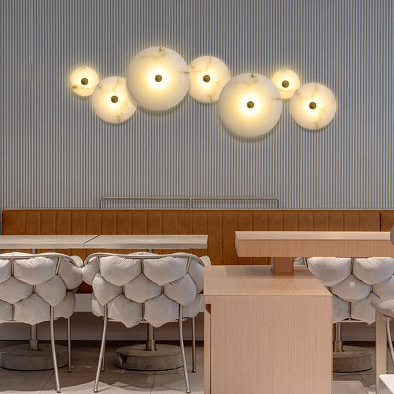 Combinatie van acryl en marmer in een designlicht!
