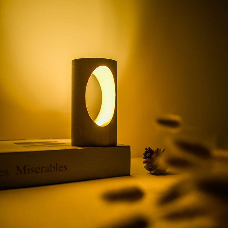 Japanse Massief Houten Rechthoekige Kolom-LED-Nachtlamp USB Tafellamp