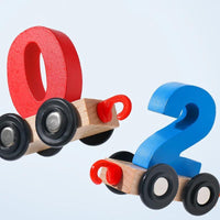 Trein leren en spelen | Deze Learn & Play treinset is ontworpen voor kleine handjes en ondersteunt het vroegtijdig leren van wiskunde door middel van spelen met de handen.