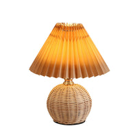 Noorse Rieten Geplooide Stof Conische LED Tafellamp 1-Licht