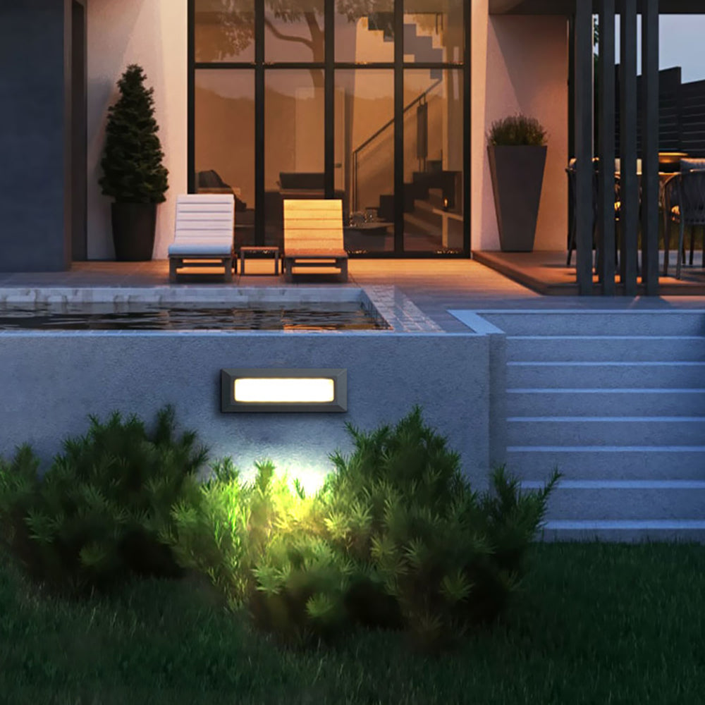 Ray Moderne Metalen Rechthoekige Buiten Deck/Trap Licht, Zwart