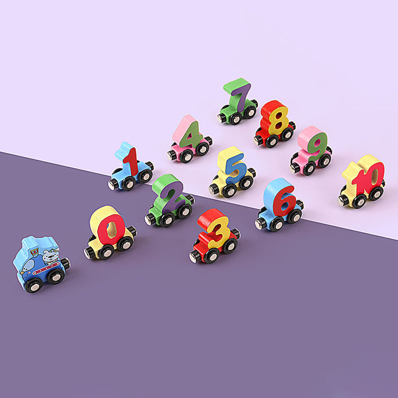 Trein leren en spelen | Deze Learn & Play treinset is ontworpen voor kleine handjes en ondersteunt het vroegtijdig leren van wiskunde door middel van spelen met de handen.