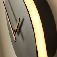 Arisha Nordic Klok Wandlamp, Goud & Zwart