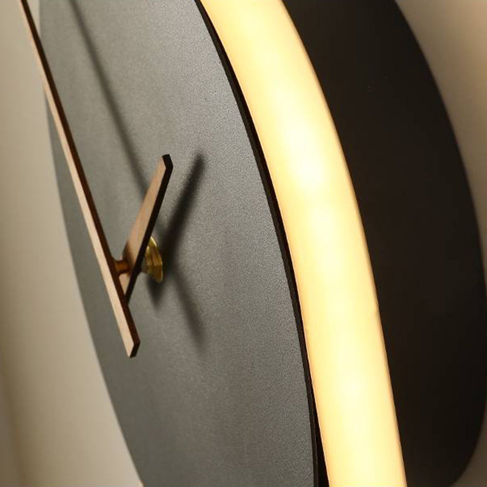 Arisha Nordic Klok Wandlamp, Goud & Zwart