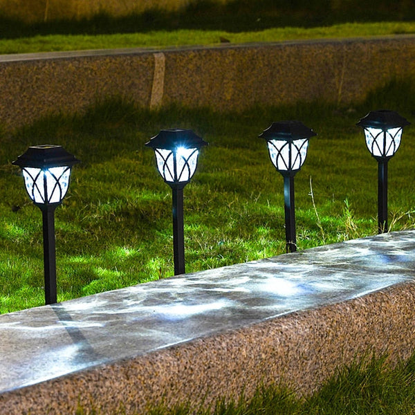 Zonne-energie Tuinlampen met Lantaarnontwerp voor Stijlvolle en Duurzame Buitenverlichting