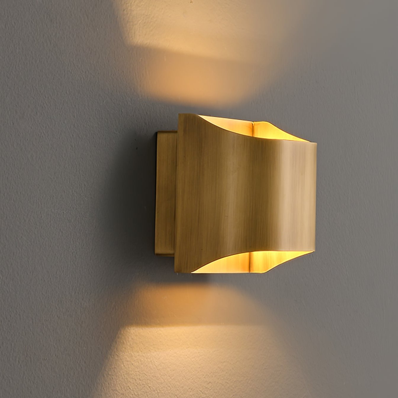 Hardy Wandlamp Kunst Nordic in Messing