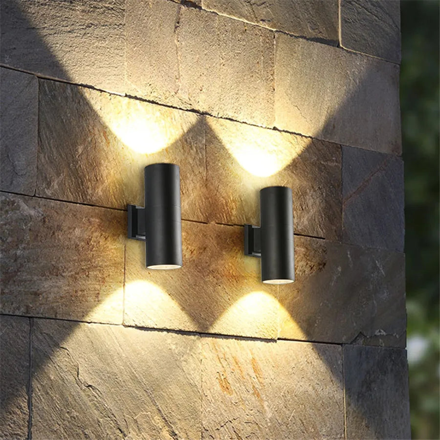 Moderne zwarte LED buitenwandlamp voor terras, tuin en entree