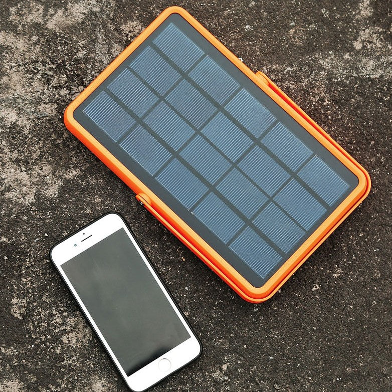 Brehn | Multifunctionele Solar Lamp, met 3000mAh, 2 Lichtmodi & USB Oplaadbaar, voor Tuinen, Buiten, Terras, Balkon & Meer