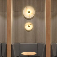 Combinatie van acryl en marmer in een designlicht!