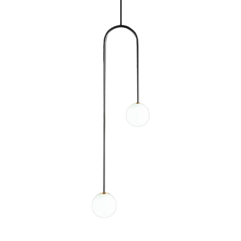 Zwarte/Gouden Bal Cluster Hanglamp Post-Modernist 2 Lichten Witte Glas Led Plafondlamp met Gebogen Stang