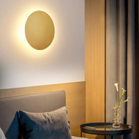 Kyris Ronde Minimalistische Wandlamp Zwart/Goud/Wit. Woonkamer