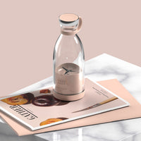 NaturaBlend Luxe Draagbare Juicer | Maak moeiteloos verse, voedzame sappen overal met deze stijlvolle, krachtige blender.