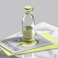 NaturaBlend Luxe Draagbare Juicer | Maak moeiteloos verse, voedzame sappen overal met deze stijlvolle, krachtige blender.