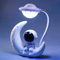 Astronaut Nachtlamp met Maanmotief voor Speelse en Ontspannen Verlichting