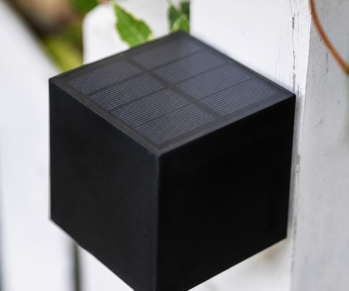 Luxe LED Solar Wandlamp