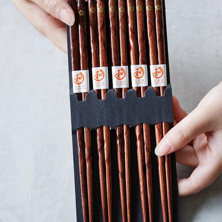 Gouden Sakura Houten Eetstokjes Set Van Miyabi Voor Elegante Diners