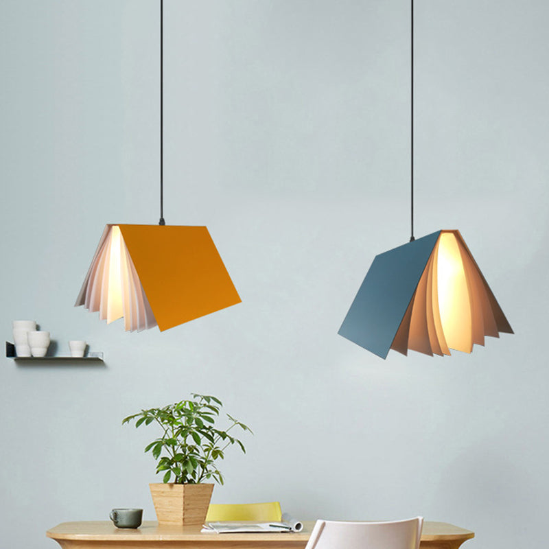 Boekvormige Café Hanglamp Metaal Enkelvoudige Lamp Macaron Plafond Hanglicht in Blauw/Roze/Zwart