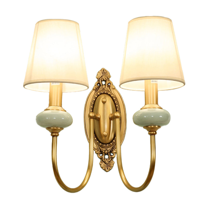 Gouden Swoop Wandlamp Traditionele Metalen 1/2-Kop Gouden Wandlamp met Conische Schaduw en Faux Jade Decor
