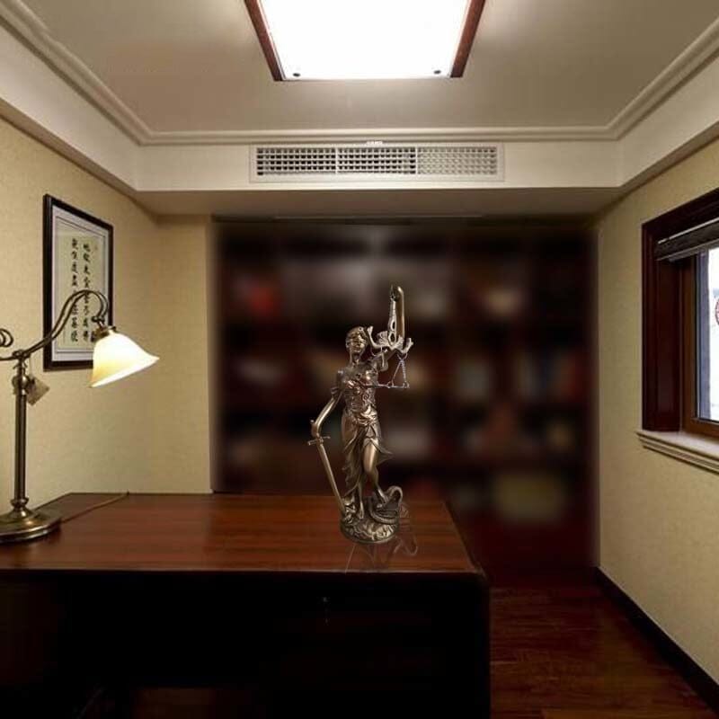 Justevara - Lady Justice Decoratieve Sculptuur
