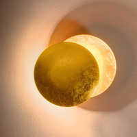 Rayvo - 360° draaibare LED Wandlamp