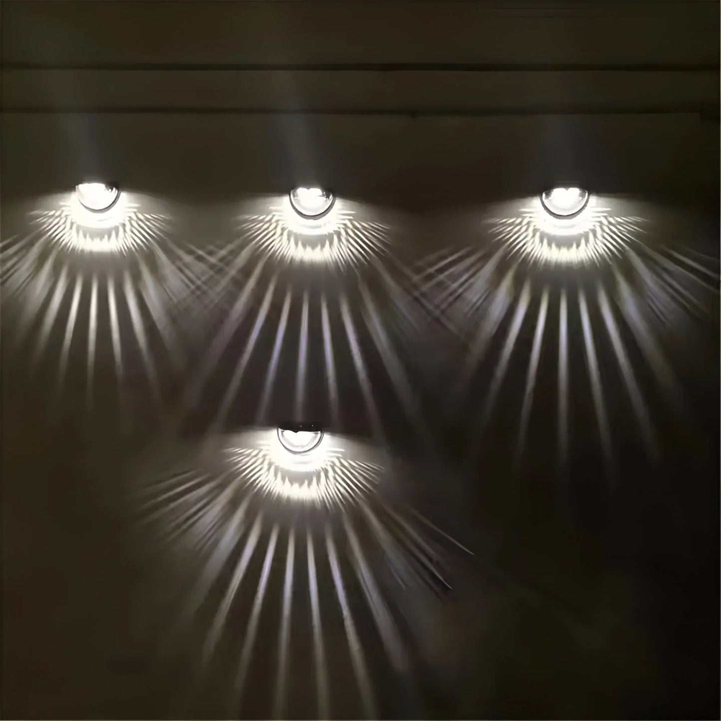 LumiWall – Zonne-energie Tuinwandlamp