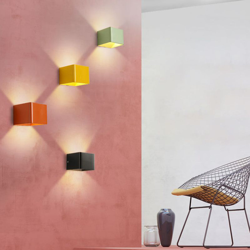 Miren Moderne Vierkante Wandlamp 5-Kleuren. Slaapkamer