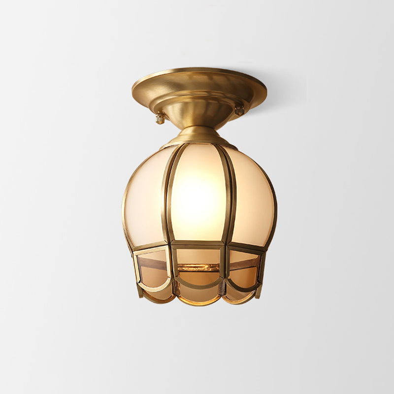 Enkele Lamp Flush Mount Verlichting Minimalisme Golfvormige Metaal Semi Flush Mount in Messing